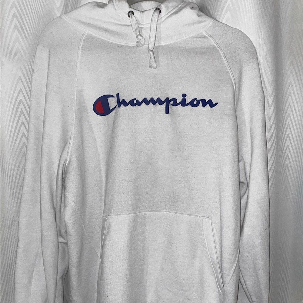 White champion hoodie!!